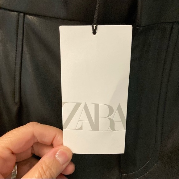 ZARA Sz L Faux Leather Pencil w/  Back Slit Skirt - Picture 3 of 6